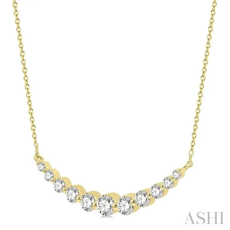 3/4 Ctw Diamond Smile Necklace in 14K Yellow Gold