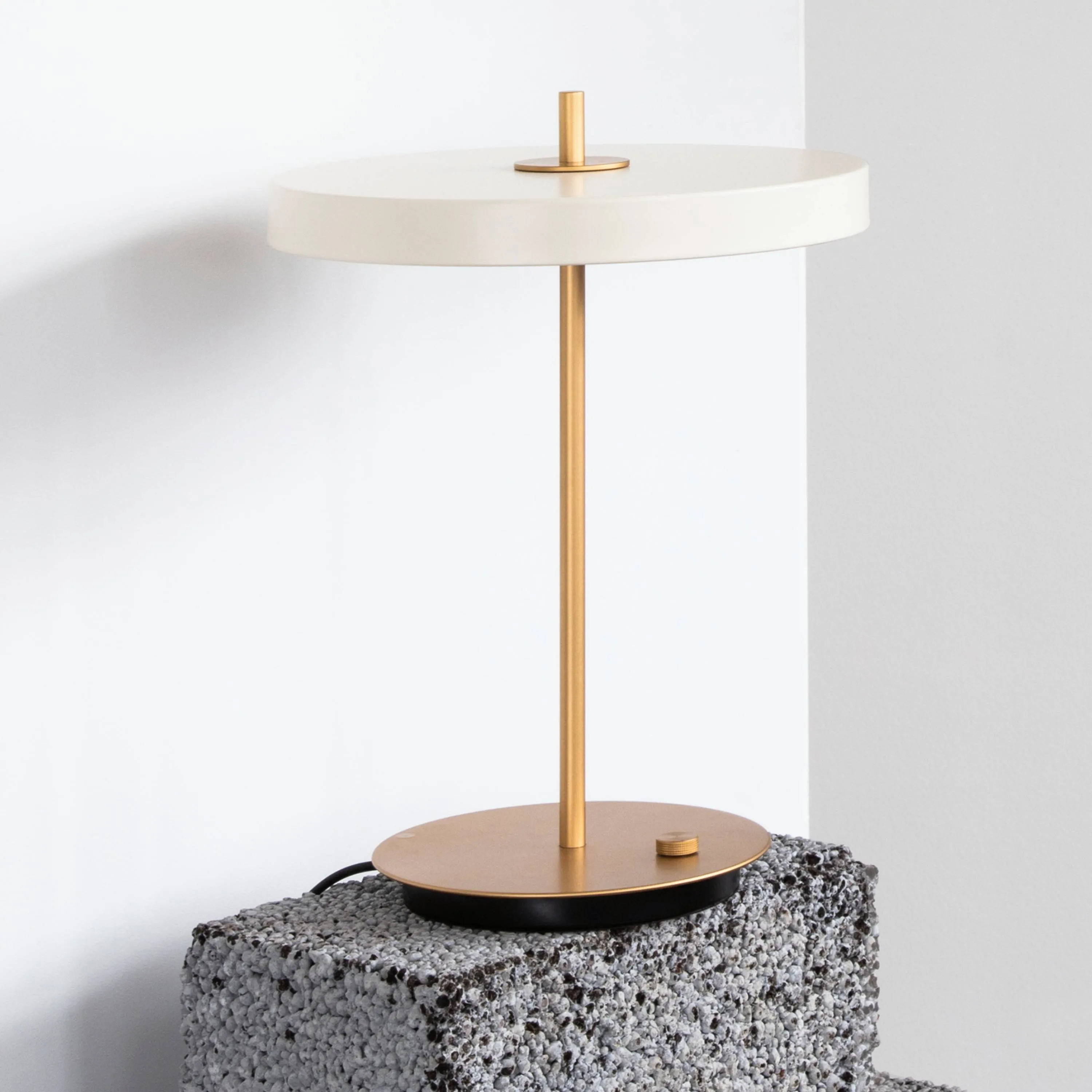 Asteria Table Lamp