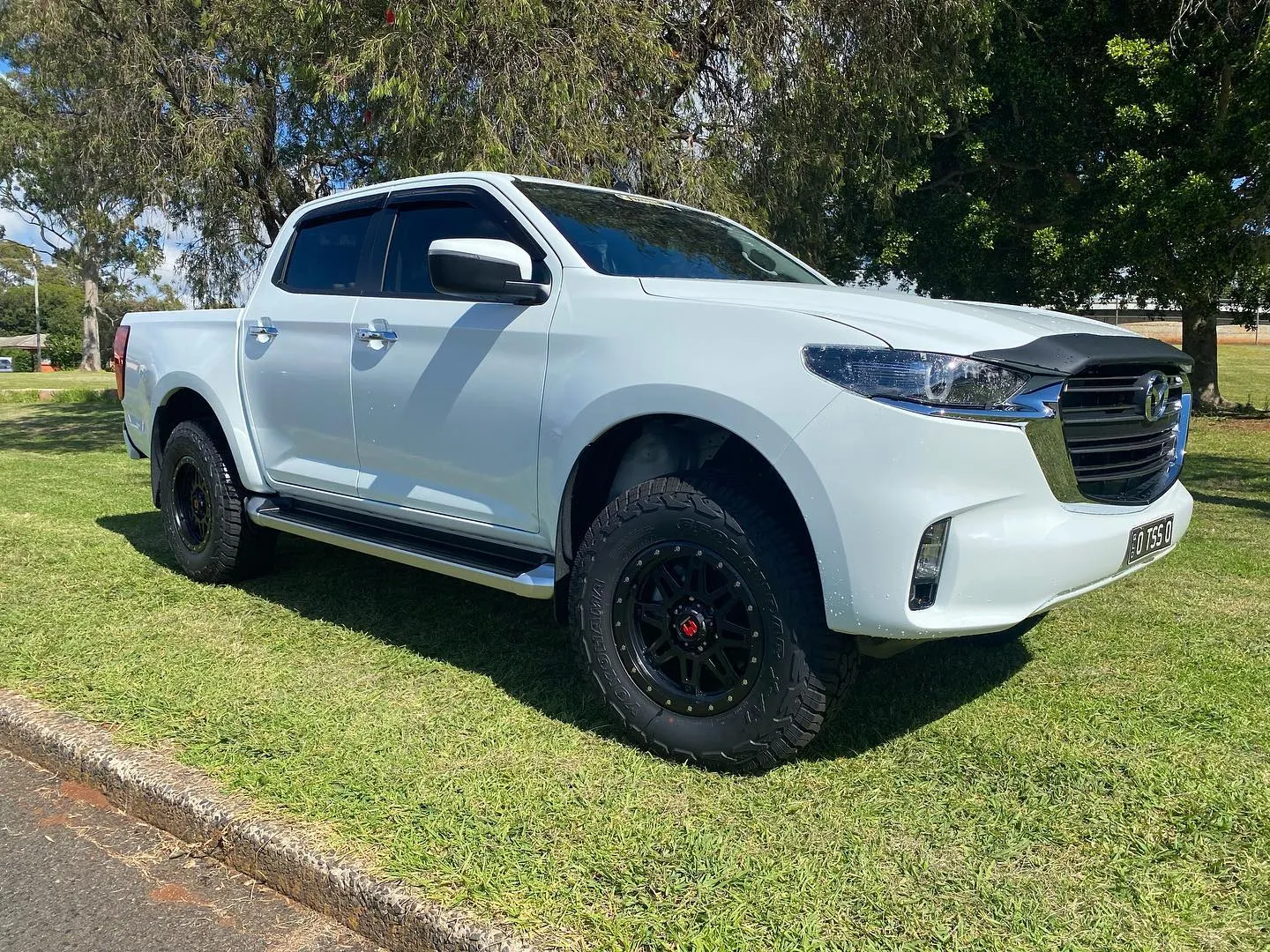 Mazda Bt50 TF 2020-on 2-3inch Bilstein Front Ready Struts