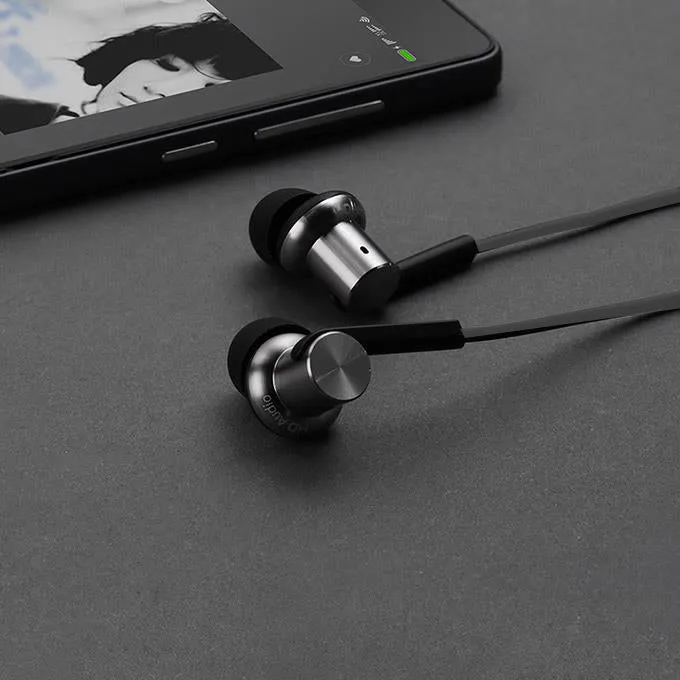 PA385 - Hybrid Pro in-Ear Hybrid Wired Control Earphones With MIC