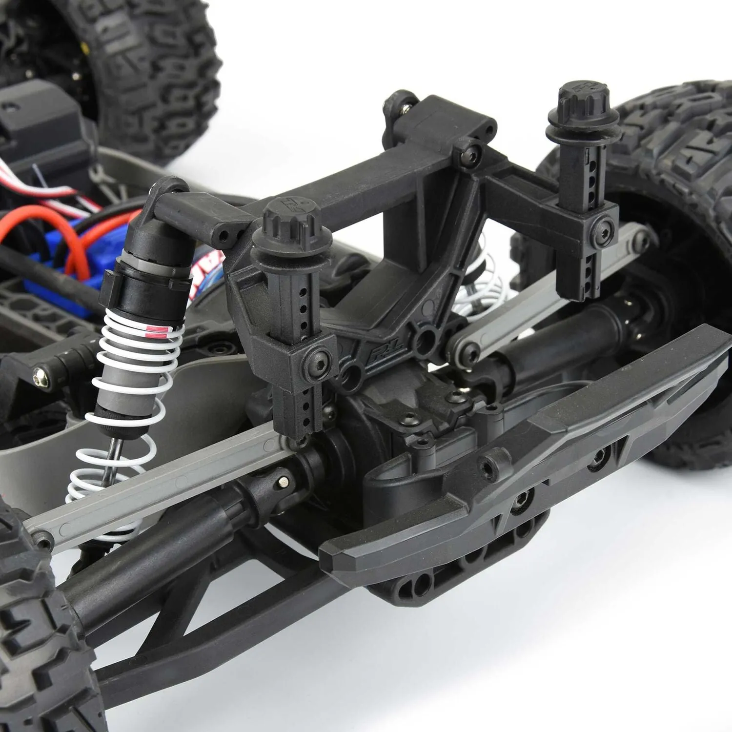 Pro-Line Extended Front and Rear Body Mt PRO636200