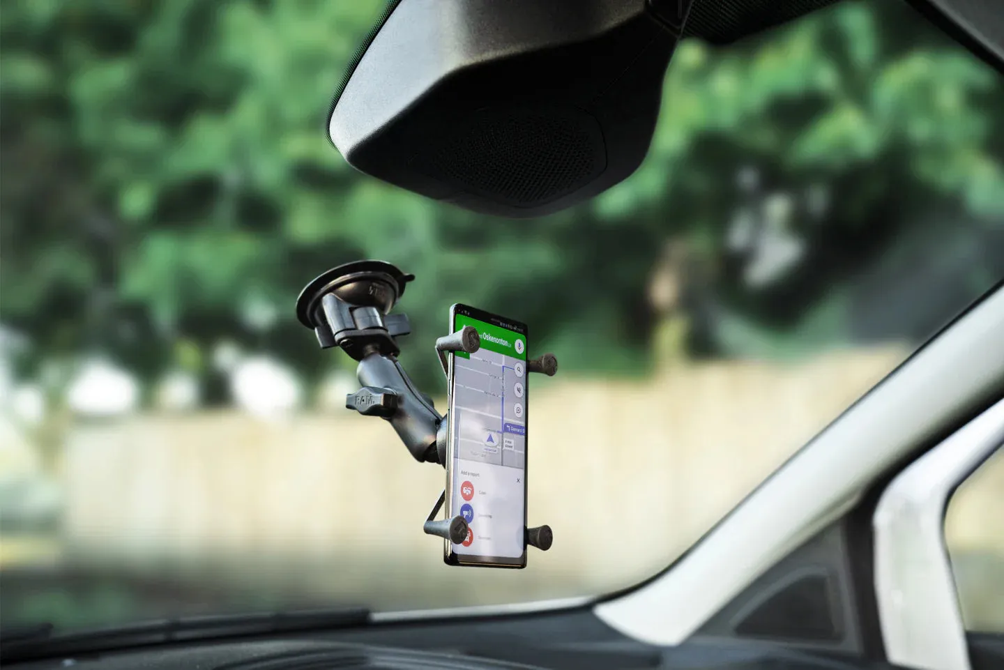 RAM Twist-Lock Suction Cup Mount with Universal X-Grip Phone/Phablet Cradle (RAM-B-166-UN10U)