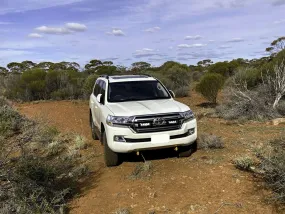 Toyota Land Cruiser 200 Series Grille Kit