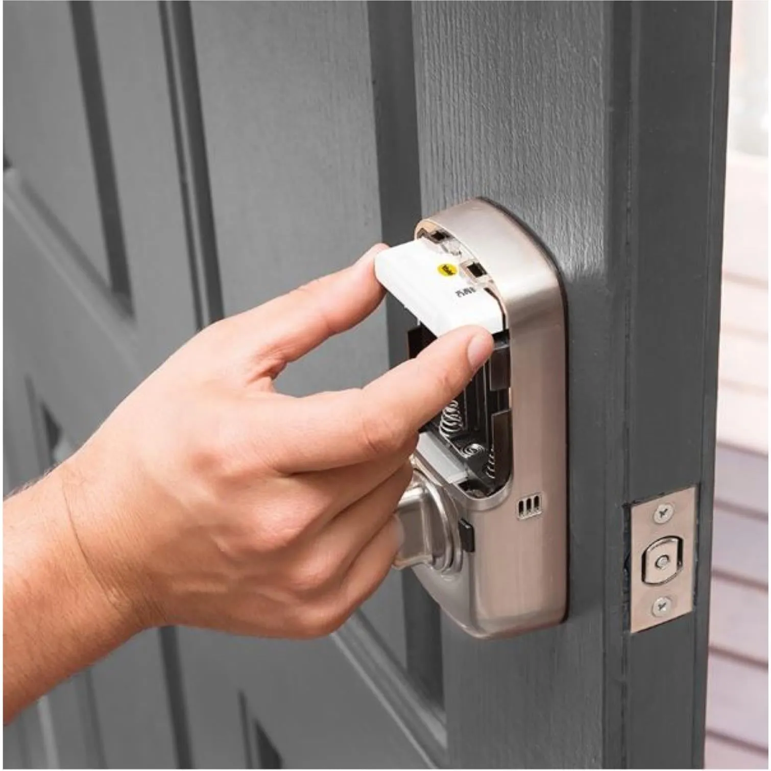 Yale Assure Lock SL with Yale Home (Satin Chrome)